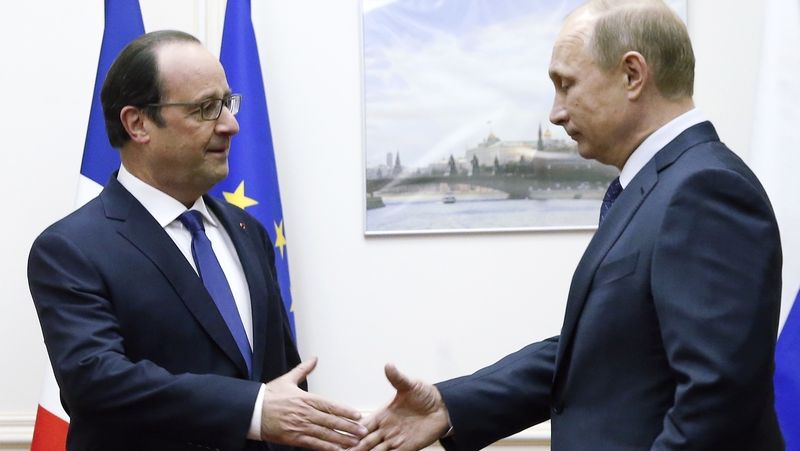 Francie dodávala Rusku vojenské vybavení i po anexi Krymu a zavedení sankcí